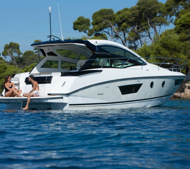 Motorboat & Yachting Review